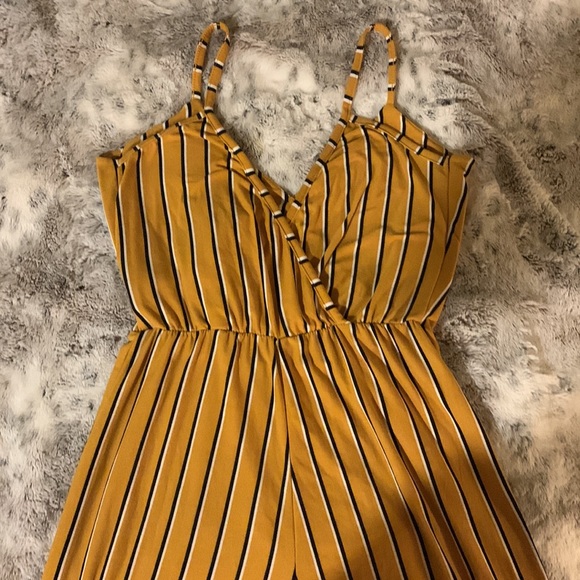 Romper - Picture 3 of 3